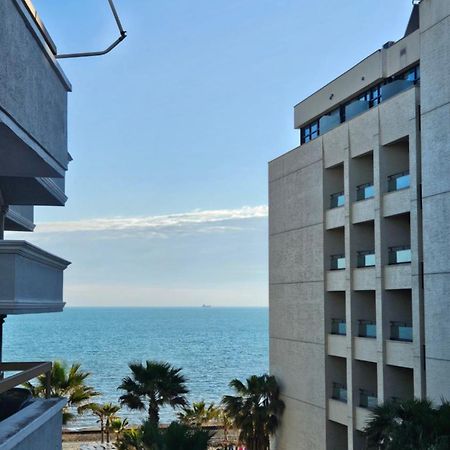 Sea View Apartament. Luxury Area In Durres Beach. Apartment Exterior foto