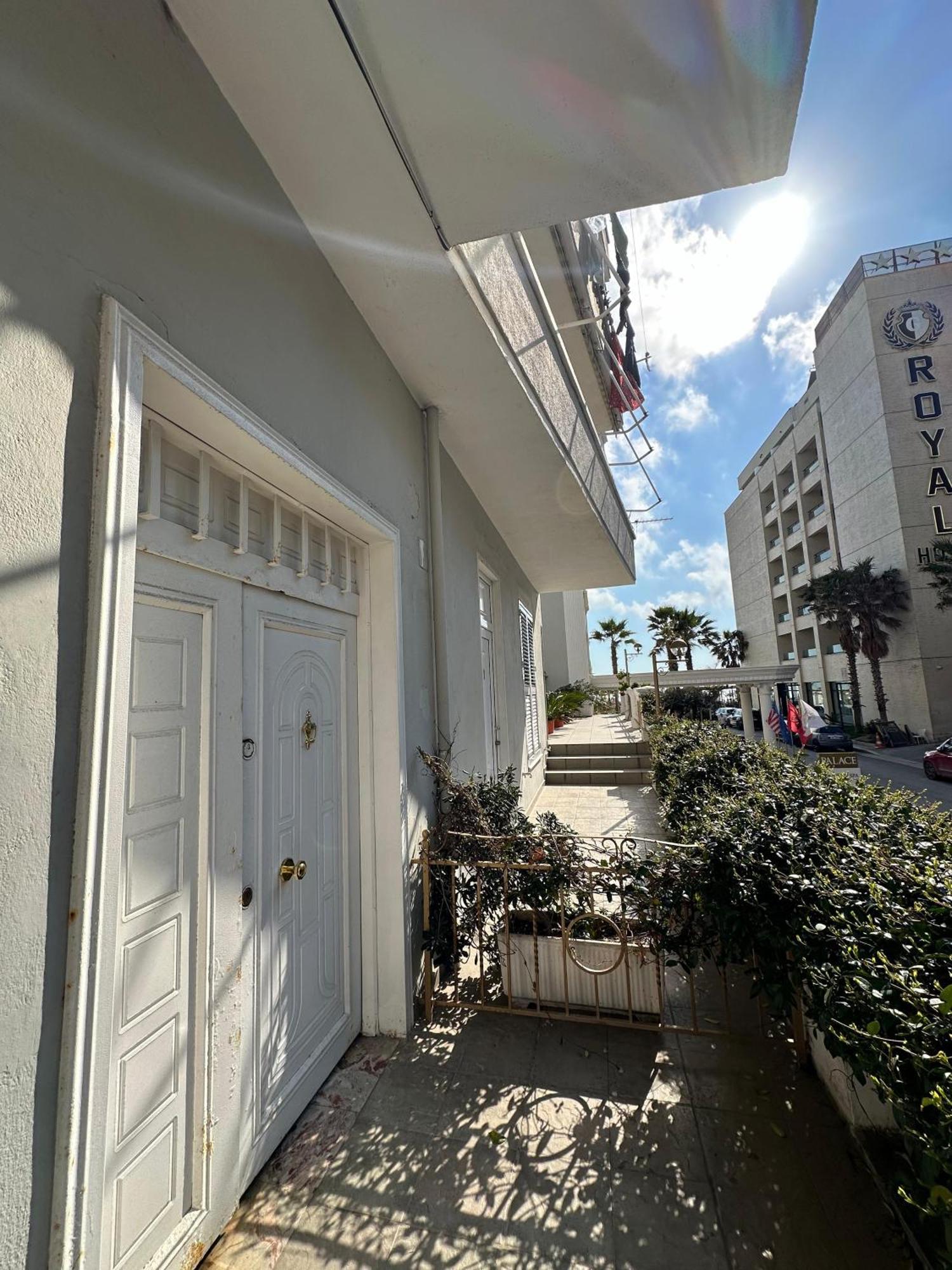Sea View Apartament. Luxury Area In Durres Beach. Apartment Exterior foto